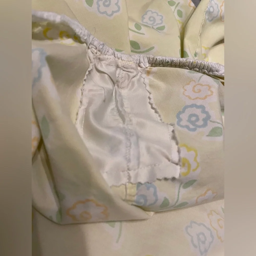 Vintage Queen Bed Sheet And Pillow Case - Picture 4 of 8